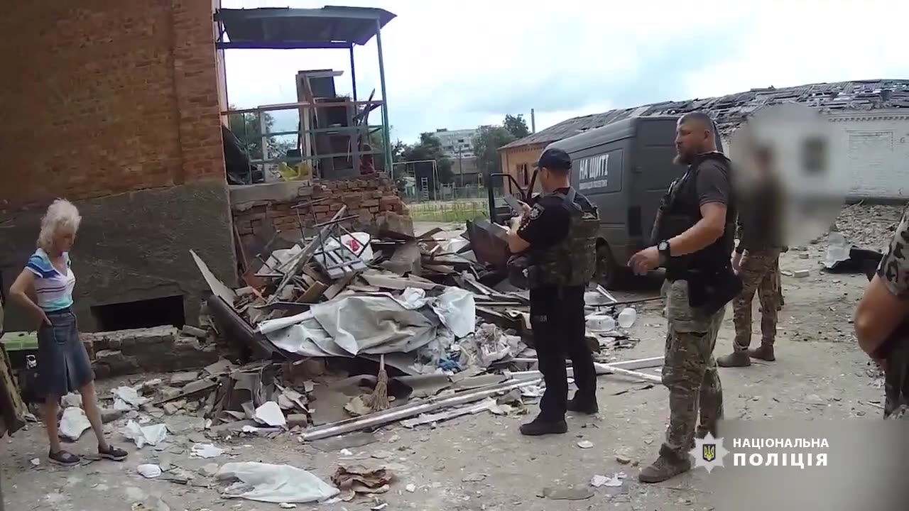 +18 Disturbing Video showing dead and wounded