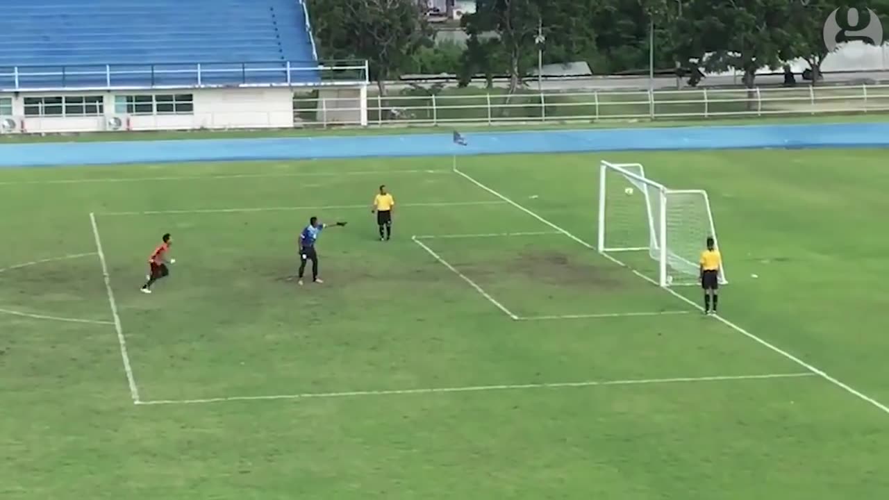 This Wasn't Expected For The Goalkeeper 😅