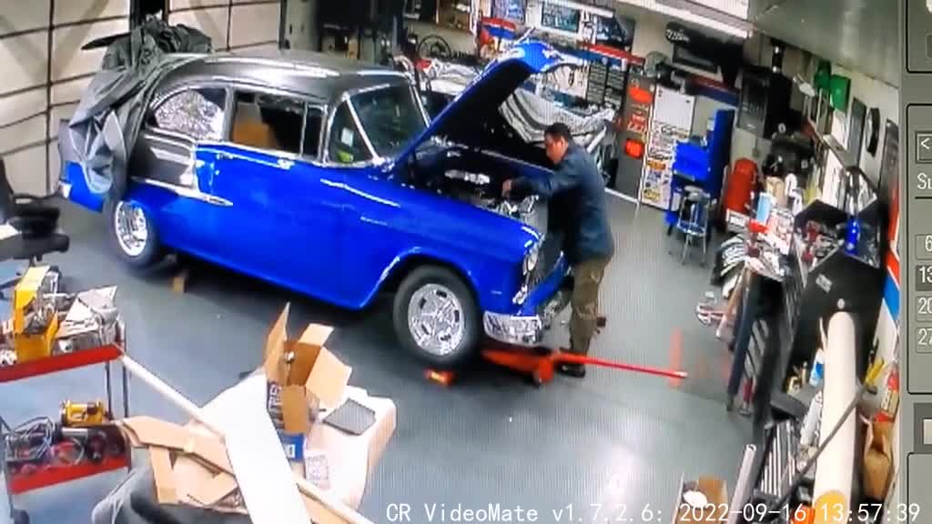 Pay more attention to automobile circuit maintenance.
