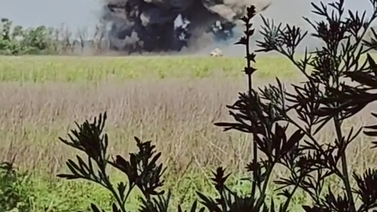 Incredible Footage from Ukrainian Explosive Demining