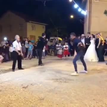 Oturmaya mı geldik anam🤣🤣