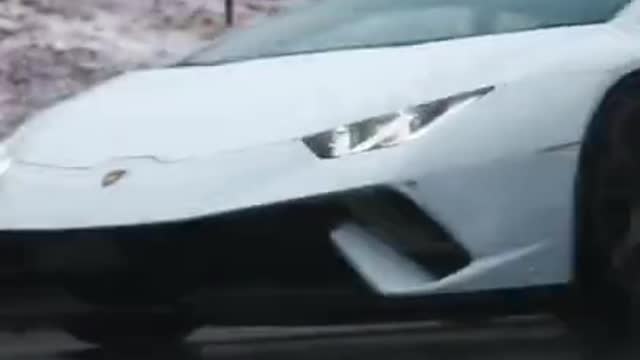 lamborghini hurus supercar!!!!!!!!!!!!