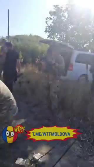 "Cosa ci fai qui? Questa è la mia terra!"