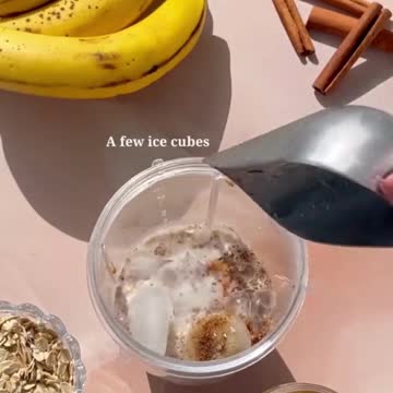 Delicious Easy To Make Oatmeal Banana Smoothie Recipe