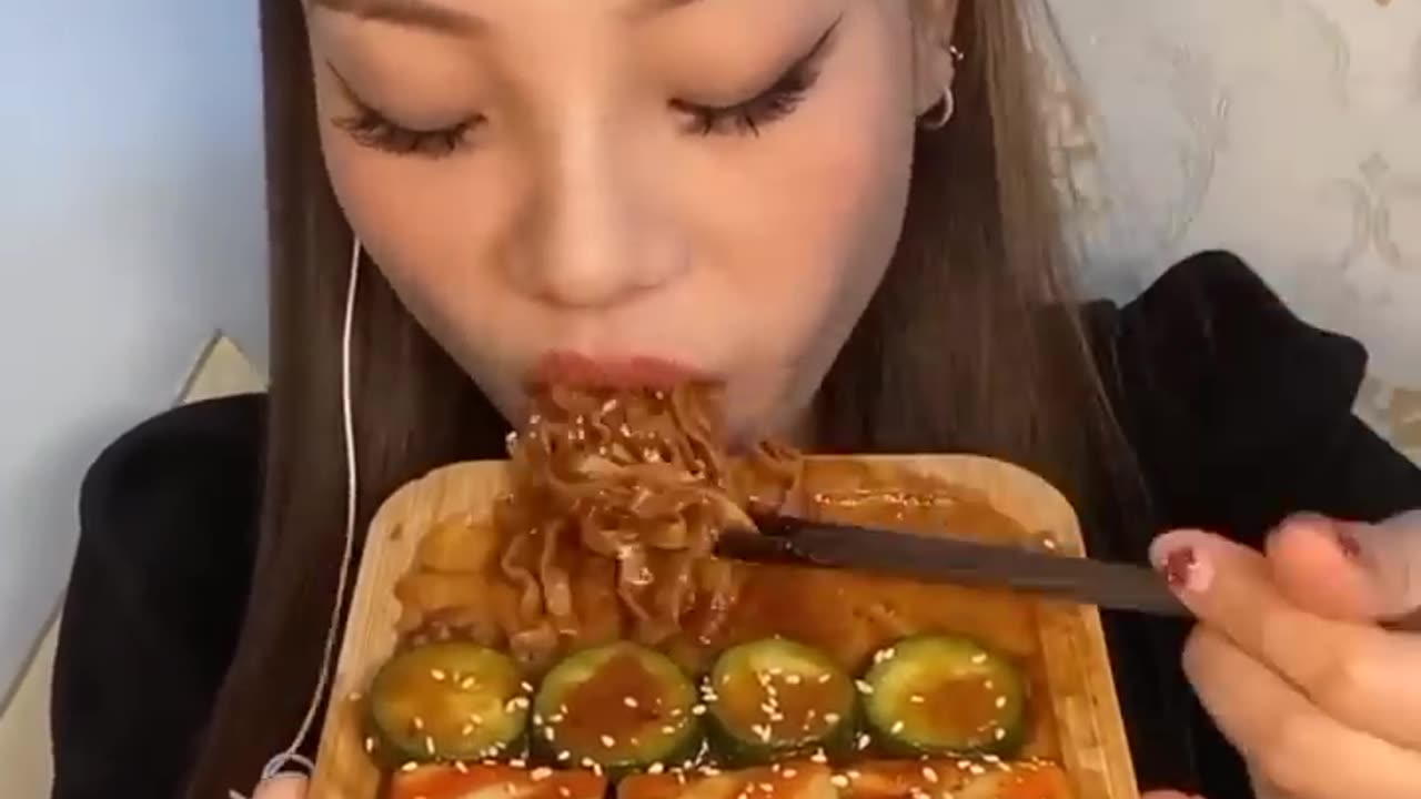 ASMR FOODIES