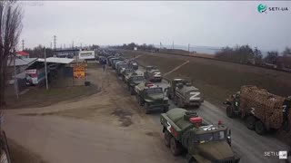 Russian forces pound Ukraine for third day