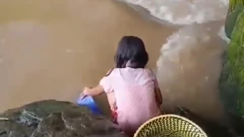 This is a beautiful and charming water-dwelling species