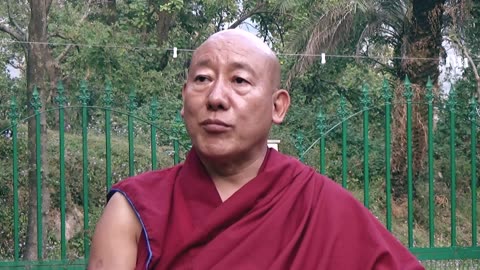 Oracles in Tibet Ven. Thupten Ngodup, the Nechung Medium [Turn on Captions]