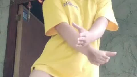 Cute girl dancing 12 (follow me)