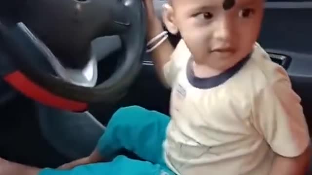 cute baby shows how's its done!