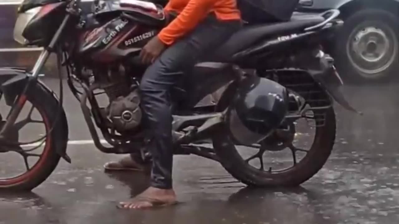 Delivery boy Condition very bad family problems and human broken 😭😭😭😭😭😭
