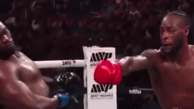 LeVeonBell stuns Uriah Hall in Round 3