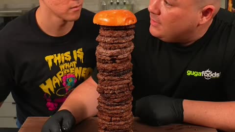 Mega Crunch Burger Challenge