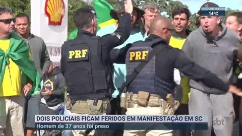 Manifestantes bolsonaristas atacam viaturas no Pará | SBT Brasil (07/11/22)