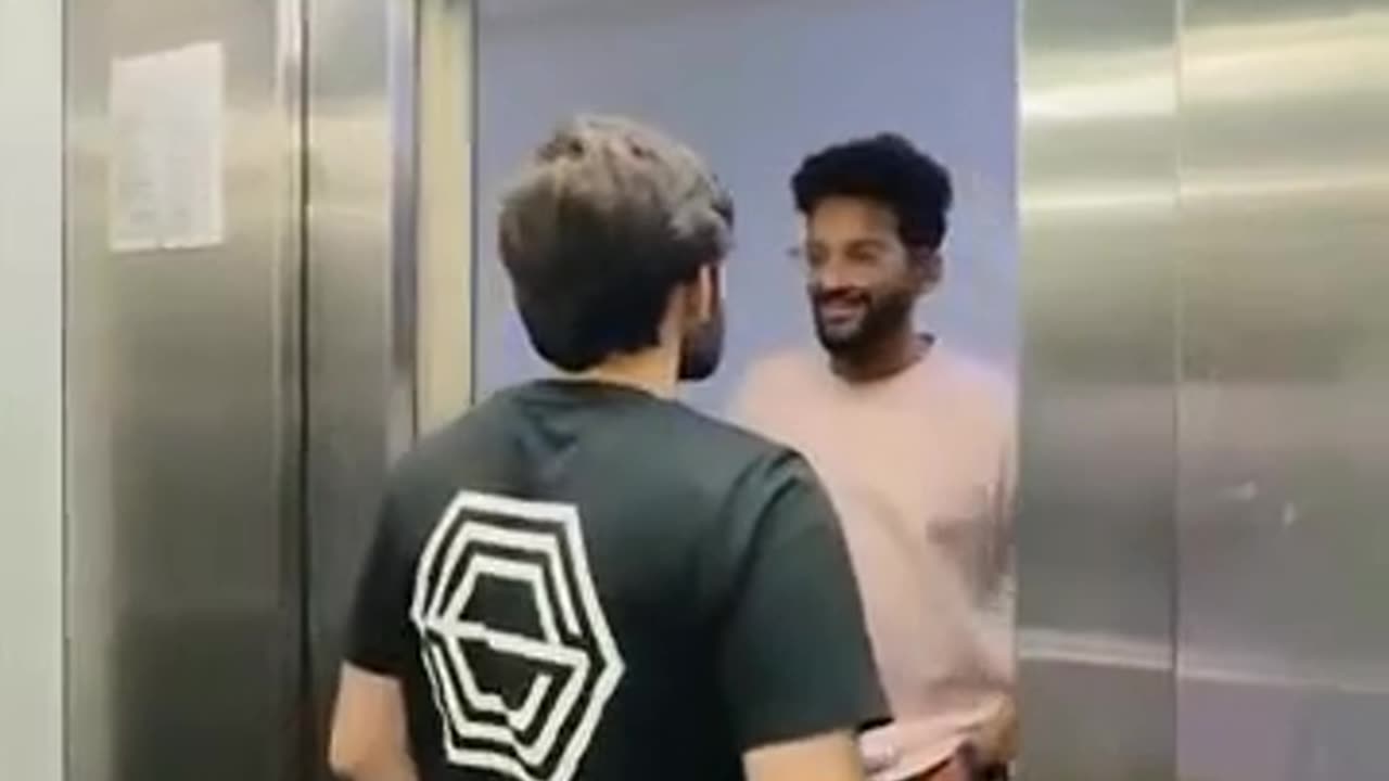 Ashish Fuomedyy Memeng