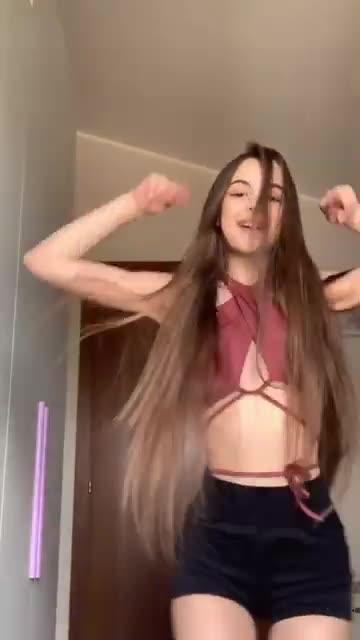 Beautiful Girls of TikTok Who Are Pure Goals 💖✨