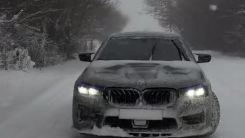 Snow vibes #cars #car #bmw #snow #snowfall #winter #led #laser #matrix #lights #frozen #grey