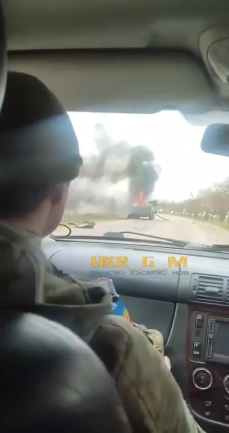 Destroyed on the highway SAM "Wasp" APU