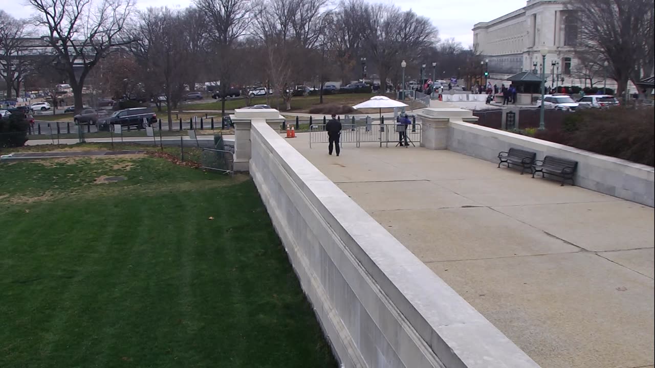 0930USCG00UpperTerraceNE_2021-01-06_12h05min29s803ms.mp4