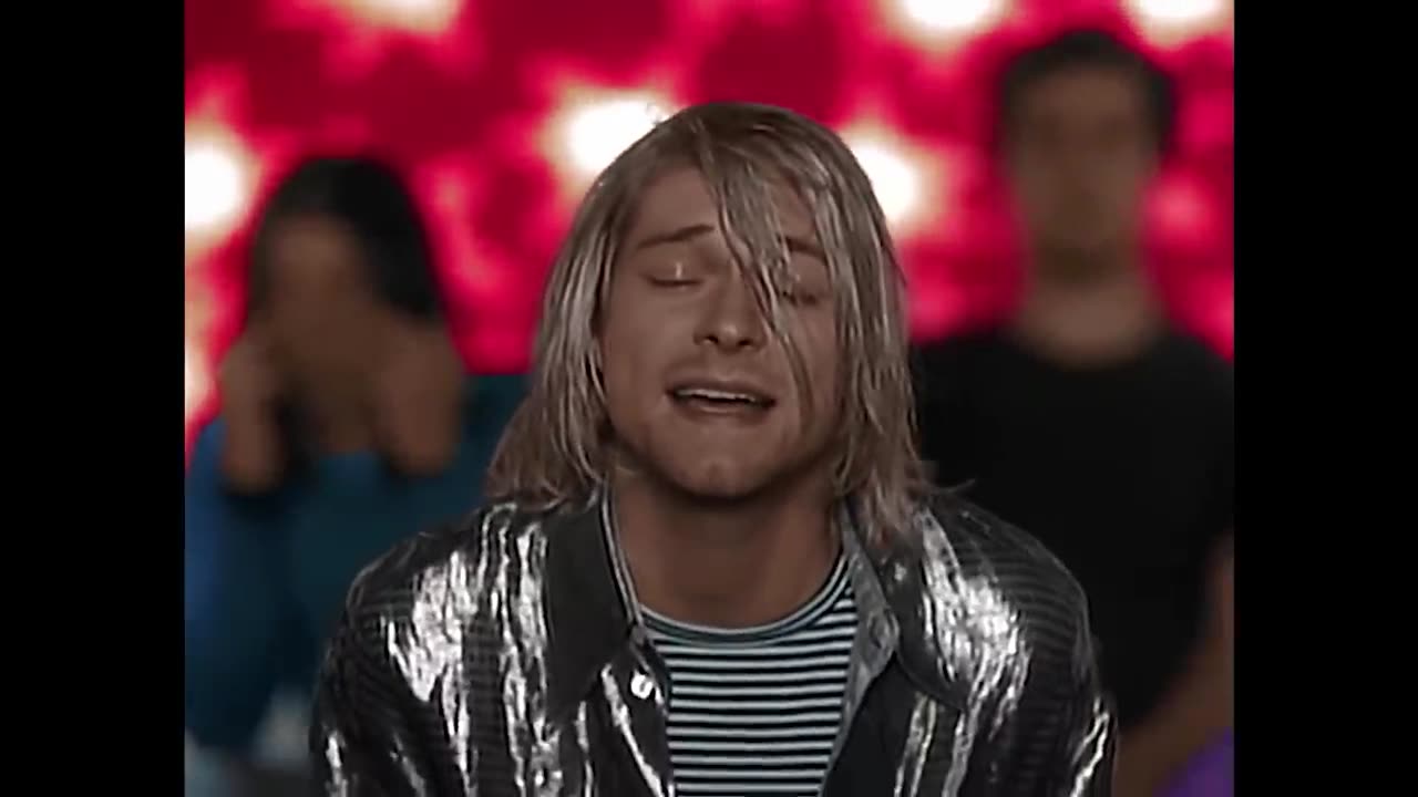 kurt remembers to sing
