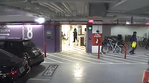 6086RHOBG3G308ALobbyEntrance_2021-01-06_20h00min02s880ms.mp4