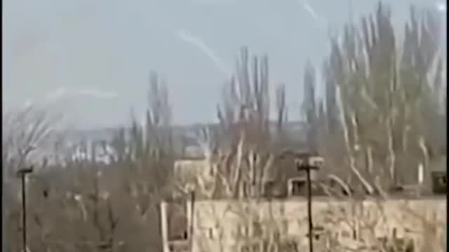 Explosions in Ukraine caught on camera