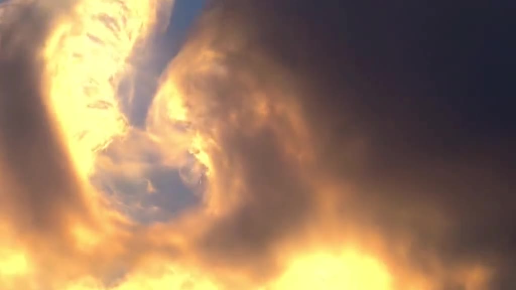 Beautiful pictures in the sky 😲