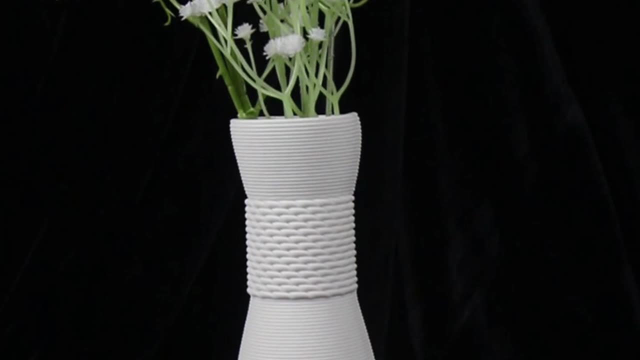 Have you ever seen a simple, pure white vase with a knitted texture? #3dprinter