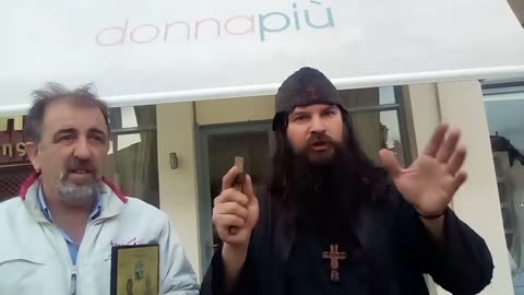 Ο ΒΡΩΜΟΣΤΟΜΟΣ ΠΟΥ ΒΓΆΖΕΙ ΤΟΝ ΕΣΤΑΥΡΩΜΈΝΟ ΑΠΌ ΤΟ ΙΕΡΌ