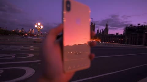 Take a look at the London Eye with someone you like