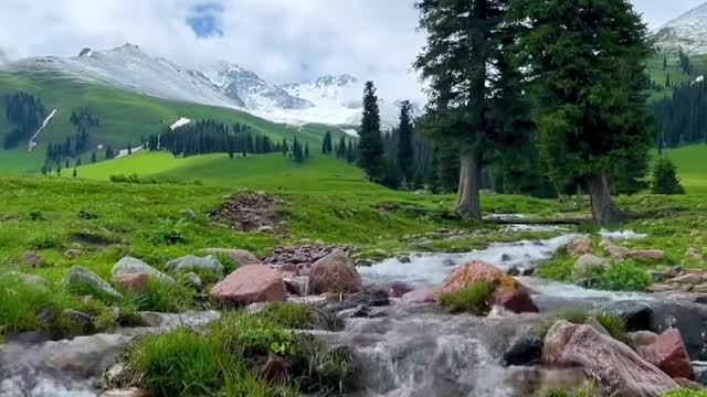 Every place in Xinjiang is full of poetry and distance!