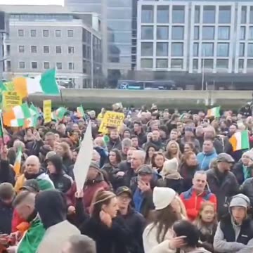 Close to 10k Outside Dublin's Custom House.