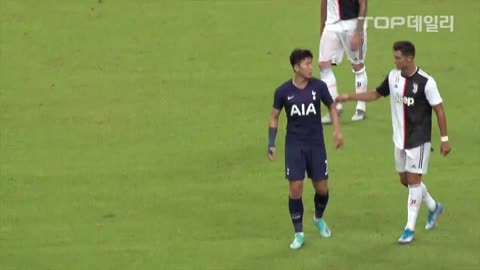 Heung Min Son and Ronaldo swapping jerseys