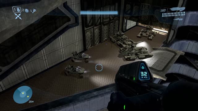 Halo 3 Throwing Grenades for fun.