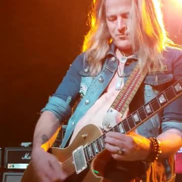 The Dead Daisies "Make Some Noise"