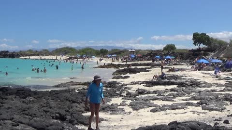 Kailua-Kona, HI — Manini'owali Beach - Kua Bay