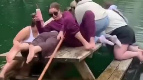 The end 😂😂😂 #viral #shorts #funny #fails #laughcatalog