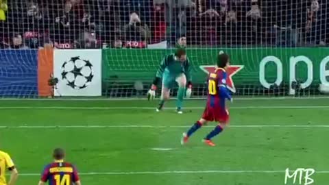 Lionel messi / 10 satisfying cheeky penalties 😱😱🔥