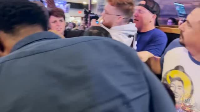 Journalist Tayler Hansen Choked Out and Body-Slammed by socialist Nazi mob at Beto O’Rourke Event after Screaming Out Question on Transitioning Children