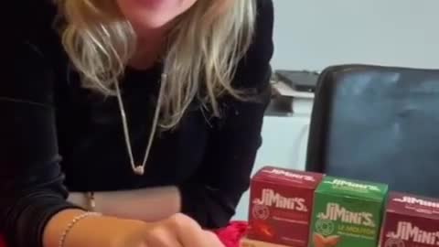 Che schifo. Siete pazzi. Meritate l'estinzione!