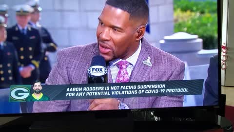 Fox NFL Sunday corporate mouthpieces throw Aaron Rogers under the bus.