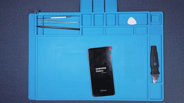 Samsung Galaxy M13, display replacement