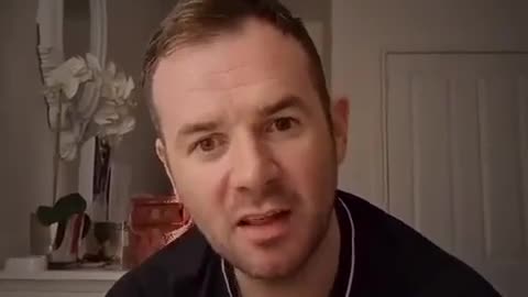“Vaccine” Injured Man Goes On Epic Rant Against Doctors For Hiding The Truth From Patients