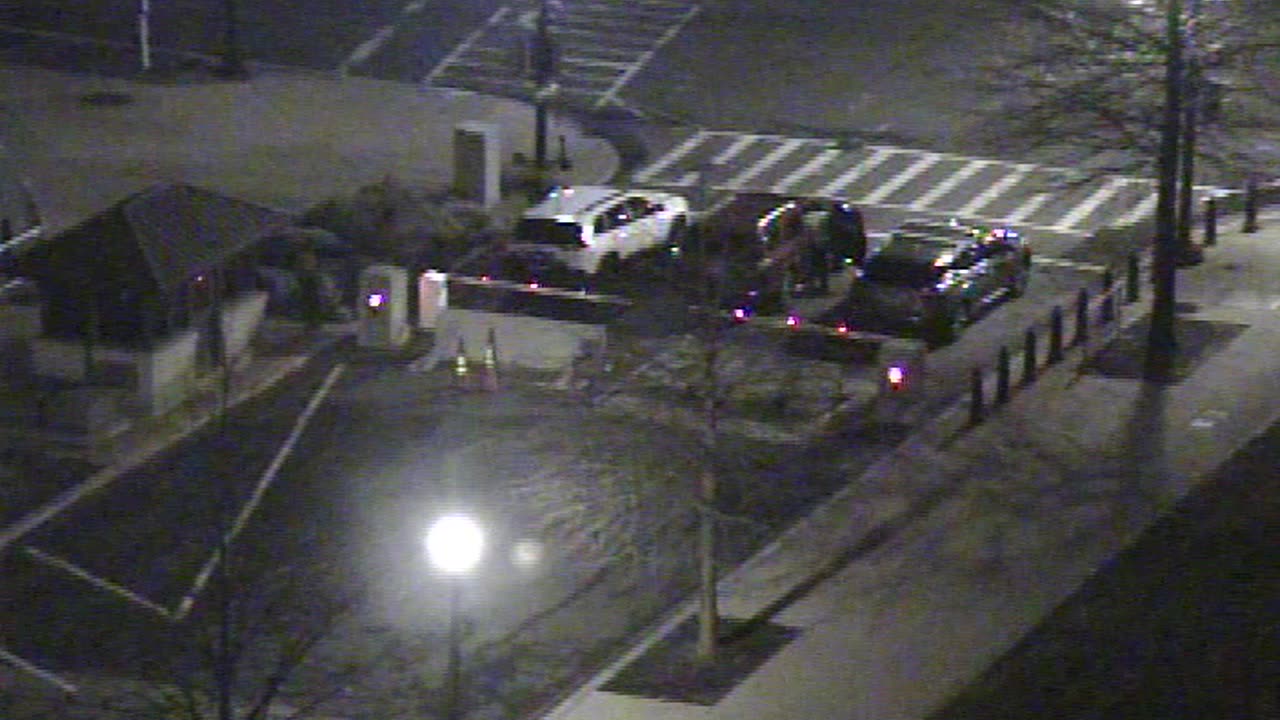 3109RHOBRFSouthwestRoofCourtyardTIMP_2021-01-06_03h05min55s517ms.mp4