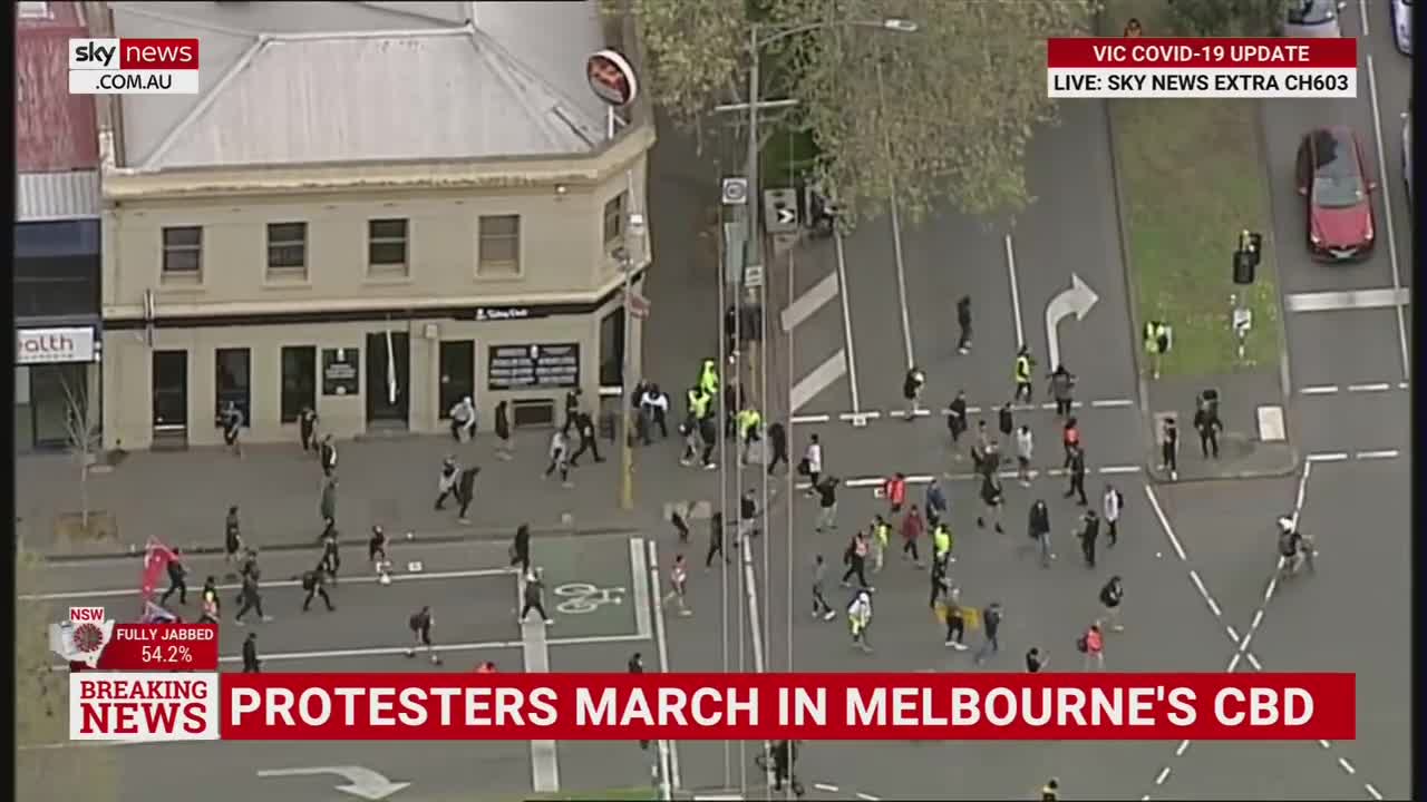 HCNN-Hundreds of construction workers join Melbourne protests