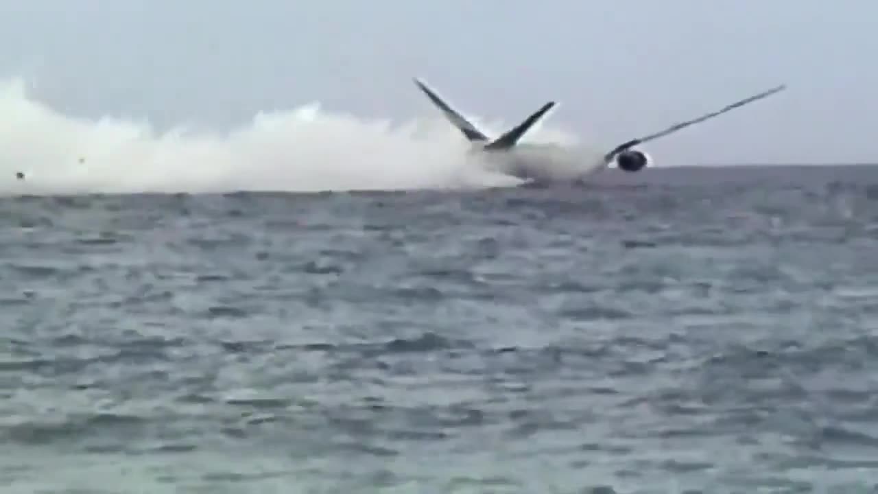 Ethiopian Boeing 767 ran out of fuel and crashed into the ocean