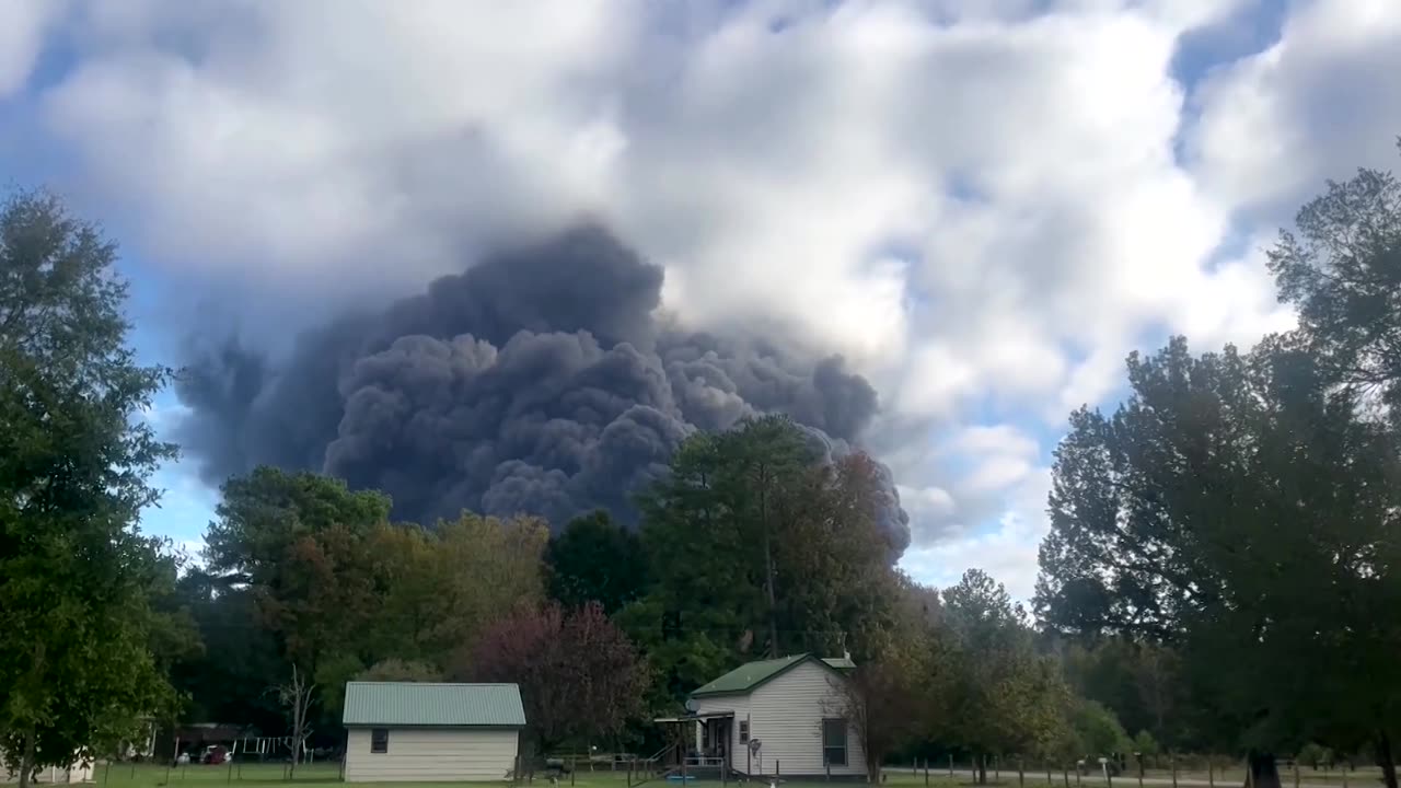 Fire torches rural Texas chemical distribution plant