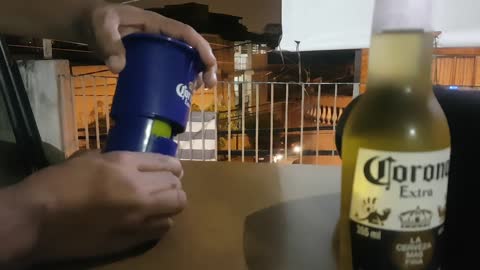 Cerveja Corona Extra com limão e sal (Corona Extra lemon and Salt)