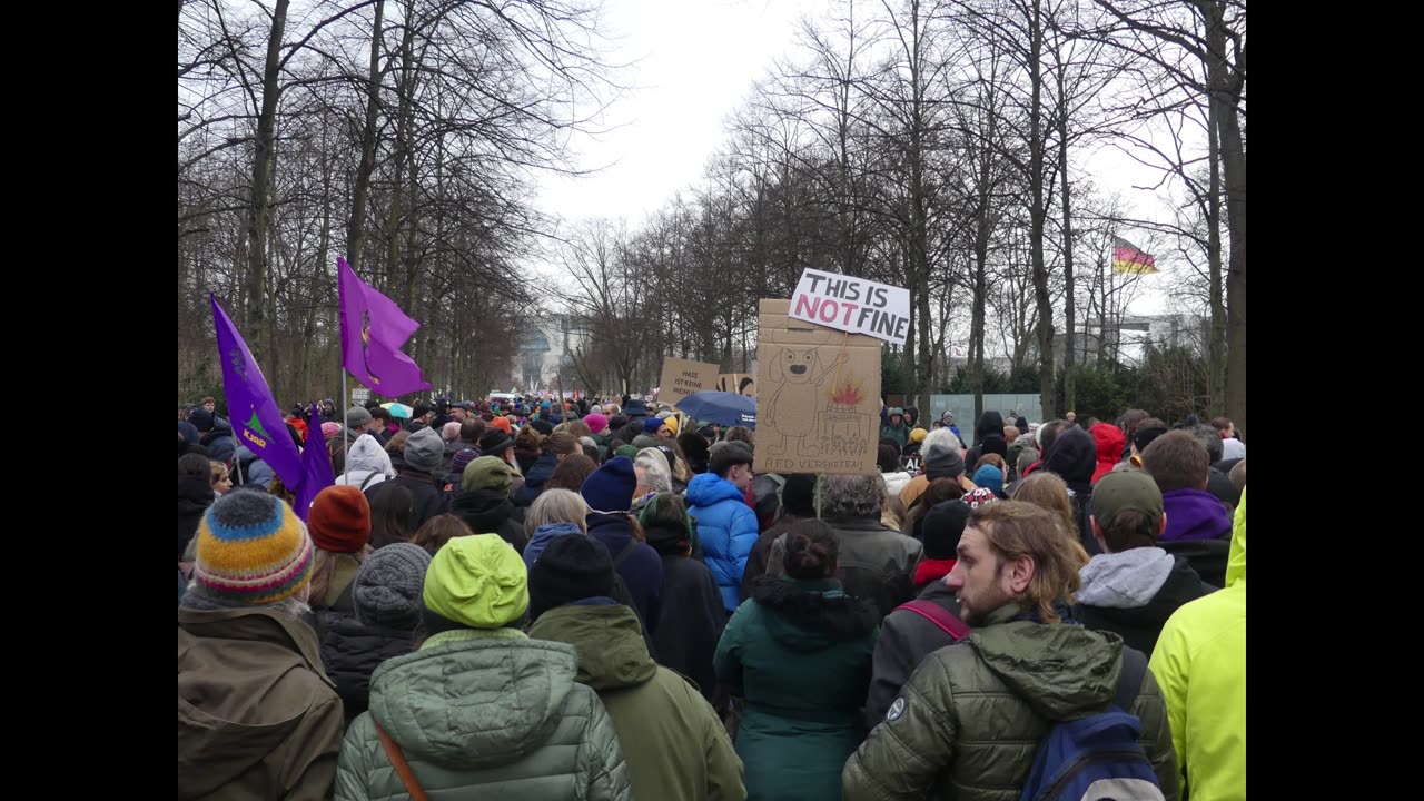 Demo Berlin 3 Februar 2024 viele Teilnehmer vor dem Reichstag