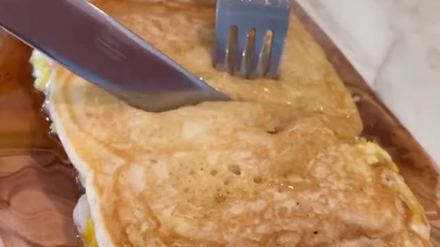 Next level pancake 👀